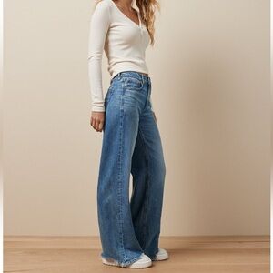 American Eagle Dreamy Drape Super High Waist Baggy Jeans